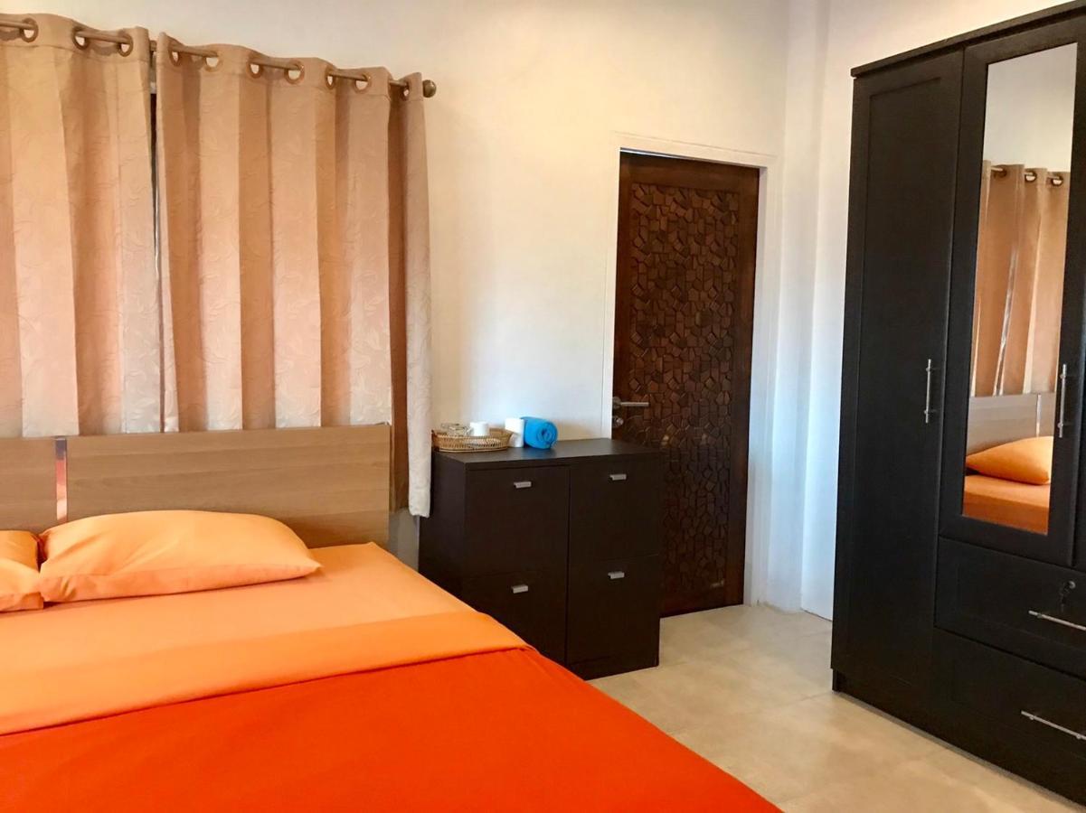 Hiranyika Cafe & Bed Pansiyon Koh Samui Dış mekan fotoğraf