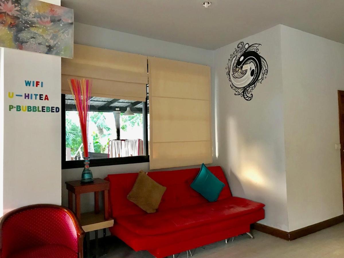 Hiranyika Cafe & Bed Pansiyon Koh Samui Dış mekan fotoğraf