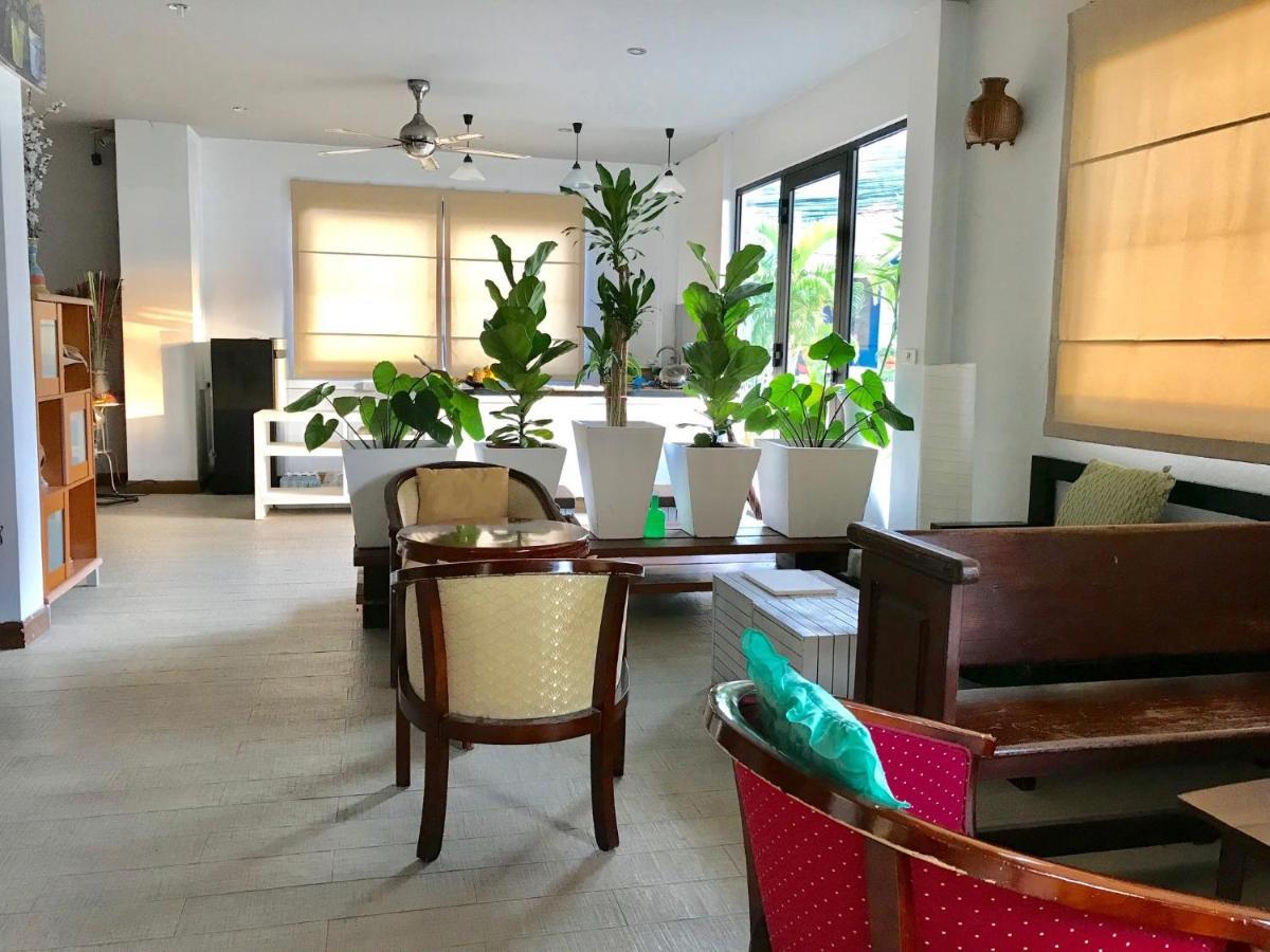 Hiranyika Cafe & Bed Pansiyon Koh Samui Dış mekan fotoğraf