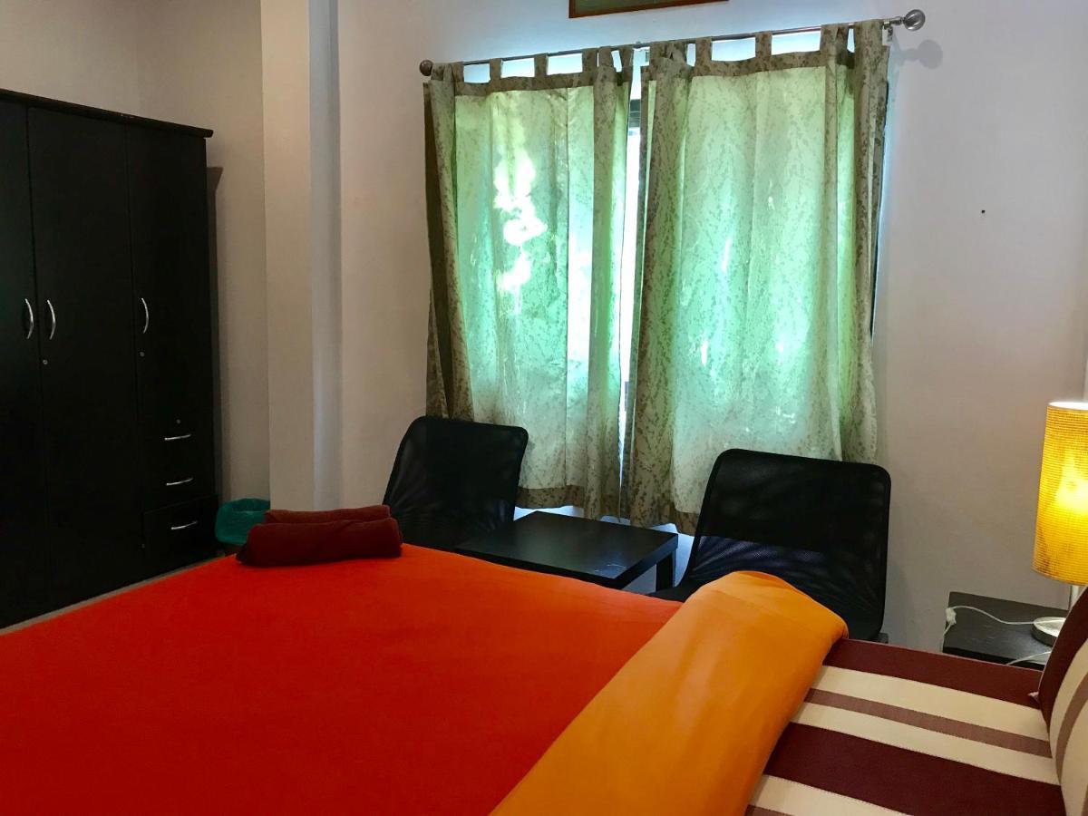 Hiranyika Cafe & Bed Pansiyon Koh Samui Dış mekan fotoğraf