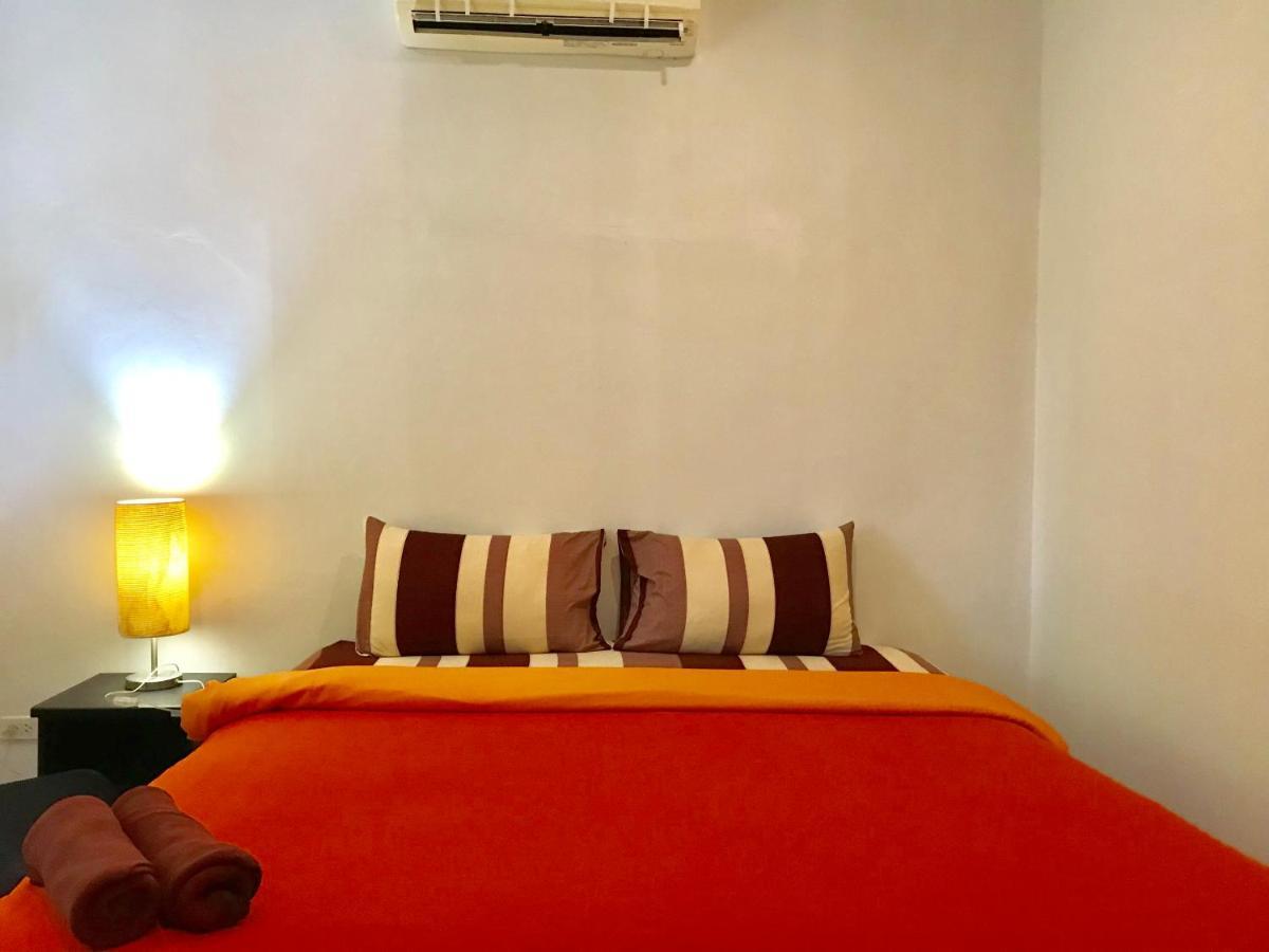Hiranyika Cafe & Bed Pansiyon Koh Samui Dış mekan fotoğraf