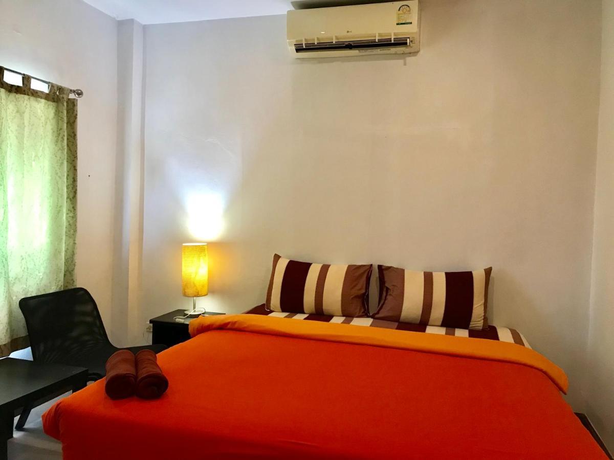 Hiranyika Cafe & Bed Pansiyon Koh Samui Dış mekan fotoğraf